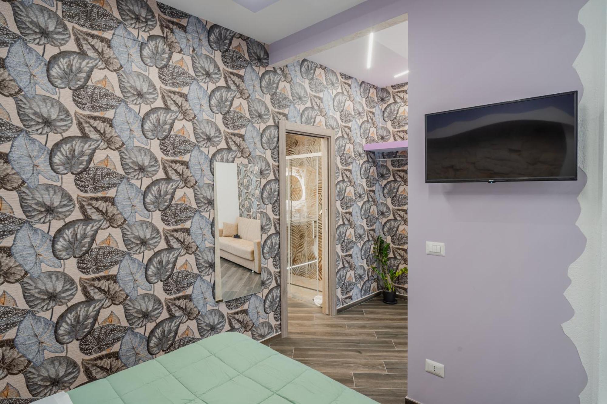 Luxuite Spa Con Piscina E Jacuzzi Альберобелло Экстерьер фото